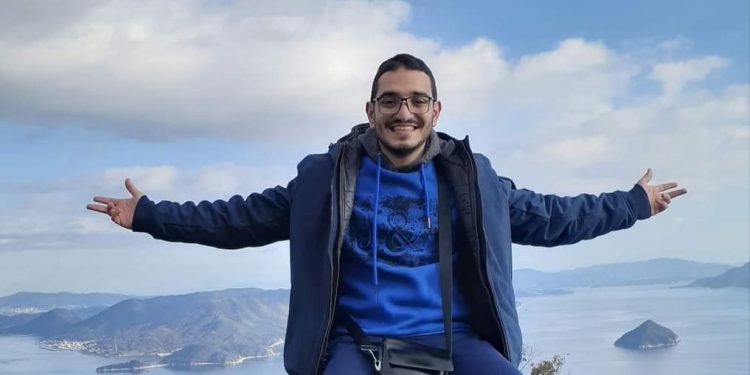 حسبي الله ونعم الوكيل.. أول تعليق من الطبيب المعتدي عليه من المطرب محمد فؤاد