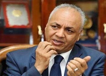 هل تم إيقاف برنامج مصطفى بكرى على صدى البلد.. مصدر بالبرنامج يكشف التفاصيل