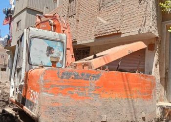 “خايفين البيوت تقع ” ..مناشدة عاجلة لوزير الإسكان من أهالي قرية الخضرة بالمنوفية بعد توقف أعمال الحفر الخاصة بالمبادرة الرئاسية