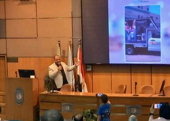 طلحه يشيد بقرار منع إغلاق المصانع: دفعة قوية لجذب الاستثمارات ونمو الصناعة