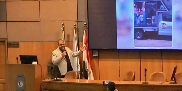 طلحه يشيد بقرار منع إغلاق المصانع: دفعة قوية لجذب الاستثمارات ونمو الصناعة