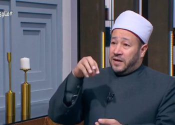 بالفيديو.. أمين الفتوى: لا يشترط زي معين للنساء فى الحج والعمرة حتى لو فستان