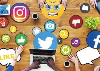 السوشيال ميديا: ثورة الاتصال التي غيرت وجه العال