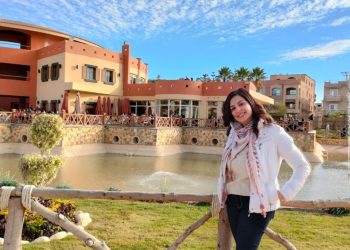 الدكتورة سارة الهواري: علاج تساقط الشعر يحتاج لخطة متكاملة وليس جلسة واحدة