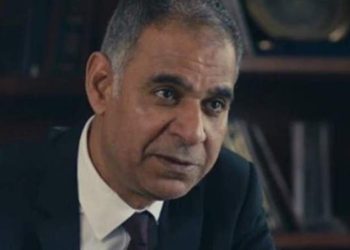 صلاح جاهين يغير اسم محمود البزاوي إلى “عمرو”.. حكاية طريفة من كواليس الثمانينيات