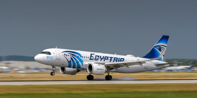 هبوط اضطراري لطائرة مصر للطيران في جدة بسبب عطل فني مفاجئ