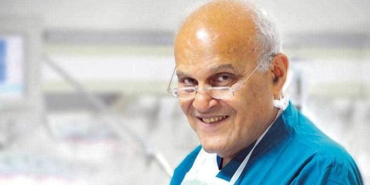 ثورة طبية جديدة.. مجدي يعقوب يعلن عن تقنية مبتكرة لعلاج صمامات القلب