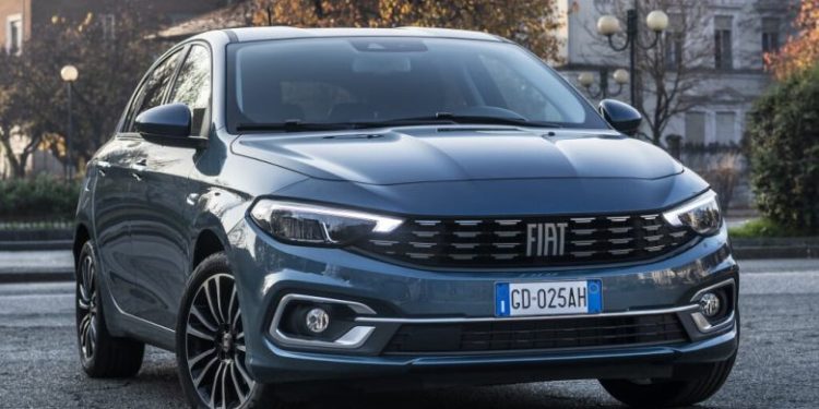 سعر أرخص سيارة فيات في مصر 2025: فيات تيبو فئة المانيوال