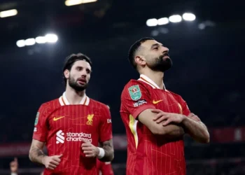 صلاح يتألق بتسجيل وصناعة هدف في تأهل ليفربول لنهائي كأس الرابطة