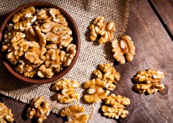 الجوز.. غذاء سحري لتعزيز نشاط الدماغ وتحسين الذاكرة