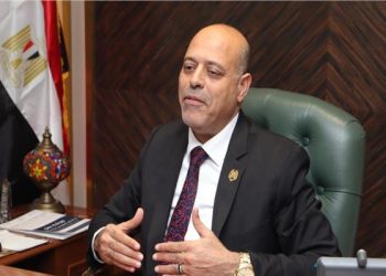 بـ 2000 درهم شهرياً .. وزارة العمل تكشف عن إختبارات المُرشحين لوظائف بالإمارات  