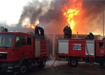 ماس كهربائي وراء حريق مصنع الملابس في الإسكندرية