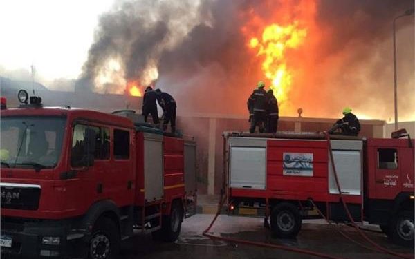 ماس كهربائي وراء حريق مصنع الملابس في الإسكندرية