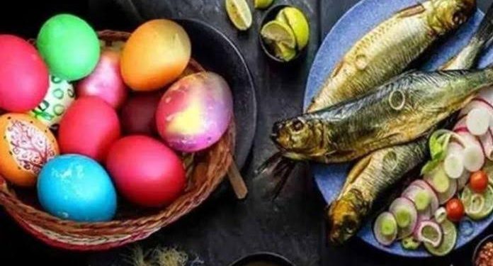 أكل الفسيخ والبيض في شم النسيم «تاريخ» وأقدم وأجمل الأعياد المصرية