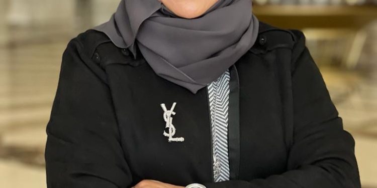 إنجاز عربي مشرف.. تكريم نادية الصايغ رائدة رعاية أيتام أصحاب الهمم بمؤتمر المنجزين العرب