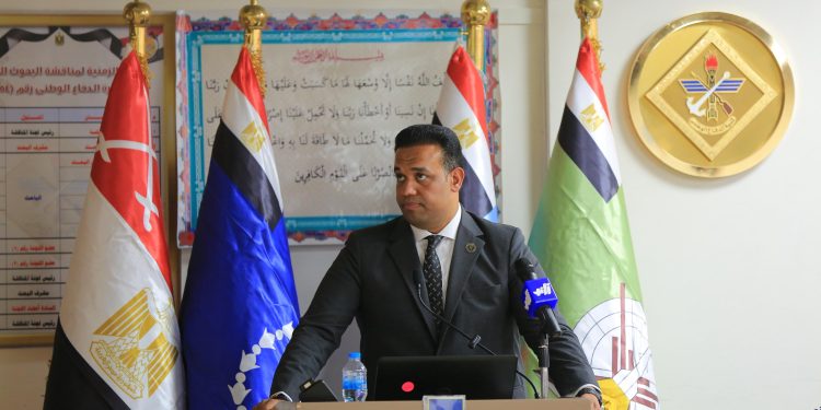 محمد كمال يحصل على زمالة كلية الدفاع بأطروحة نوعية حول الإعلام والتطرف