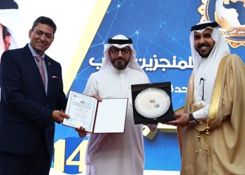 “المنجزين العرب تكرّم الدكتور إبراهيم الكندري تقديرًا لإسهاماته المجتمعية والاستثمارية”