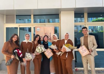 تاريخ الإذاعة المصرية يقدمه طلاب إعلام جامعة مصر للعلوم بـ مشروع التخرج |صور