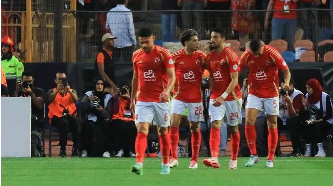 بـ الاسماء .. اعتذار ثلاث مدربين عالميين عن قيادة الأهلي