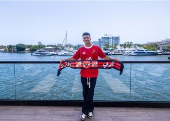 زيزو :استقبال لاعبي الأهلي أسعدني..وأحلم بالتتويج بدوري الأبطال  