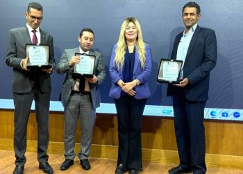 الجامعة العربية المفتوحة تحتفل بمناقشة مشروعات تخرج طلاب “الإعلام”