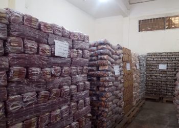 القابضة للصناعات الغذائية: توافر كافة السلع في مخازن شركتي المصرية والعامة لتجارة الجملة