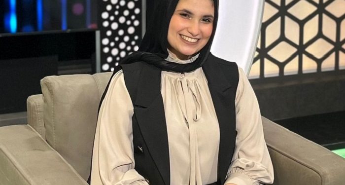 هل فعلاً الأكل بعد الساعة 8 مساءً بيخزن دهون؟ استشاري تغذية توضح