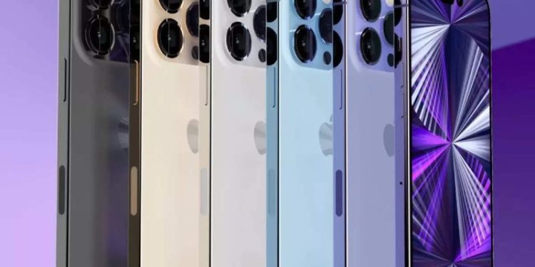 بسبب تطبيق ضريبة المحمول بأثر رجعي .. موجه غضب شعبي والتجار يغلقون محلاتهم