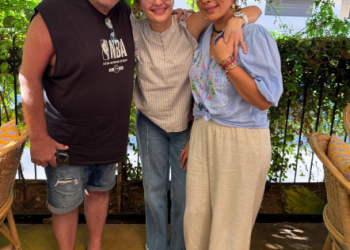 شام الذهبي تجمع أصالة ووالدها في ظهور نادر يشعل السوشيال ميديا