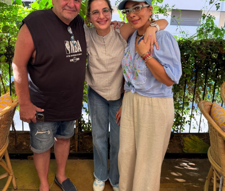 شام الذهبي تجمع أصالة ووالدها في ظهور نادر يشعل السوشيال ميديا