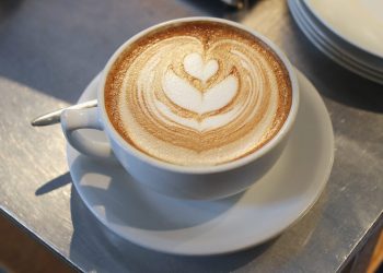 القهوة: أكثر من مجرد مشروب صباحي.. فوائد صحية مُبهرة (تعرف عليها)