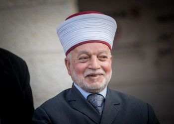 مفتي القدس: مصر لم تغلق معبر رفح وإسرائيل هي من تعرقل المساعدات لغزة