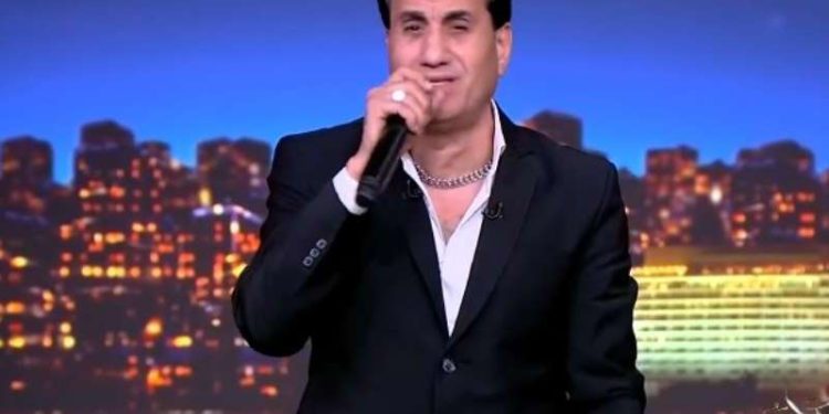 يتأثر ويبكي على الهواء ..أحمد شيبة يتحدث عن والدته الراحله