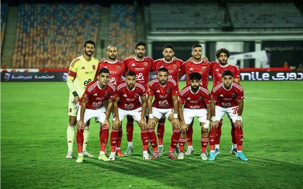 مفاجأة في تشكيل الأهلي أمام الزمالك في القمة 131