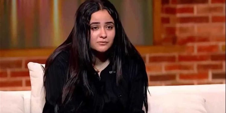 بدون تفاصيل عن السبب .. سفر مفاجىء لـ هبة أيمن أرملة إبراهيم شيكا خارج البلاد