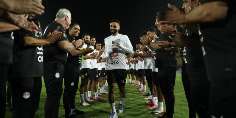 تفاعل كبير على منصة ” x ” على إقامة ممر شرفي لـ محمد صلاح بمعسكر منتخب مصر