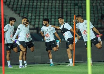 وزير الرياضة يشهد تدريبات المنتخب لـ مؤازرة اللاعبين قبل مواجهة إثيوبيا بتصفيات كأس العالم