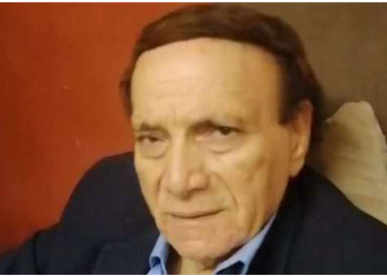 عاجل ..وفاة شبيه الفنان الزعيم عادل إمام
