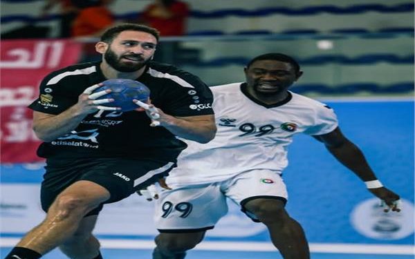 يد الأهلي تكتسح فلاورز البنيني 55 / 20 ويتأهل لـ نصف نهائي البطولة الإفريقية