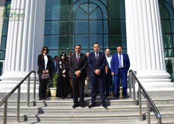  رئيس جهاز العلمين ومحافظ مطروح يشهدا ختام فعاليات مهرجان سمبوزيوم مصر الدولي للنحت 