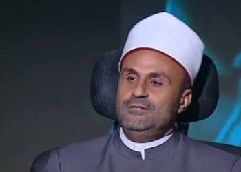 محرم ومجرم.. أزهري يوجه رسالة لسيدات تنشر أمور بيتها على السوشيال