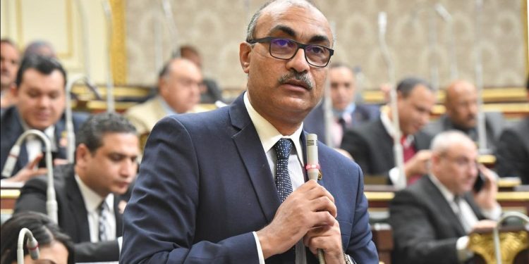 قانون ظلم الطرفين.. برلماني يكشف عن ثغرات “الإيجار القديم”