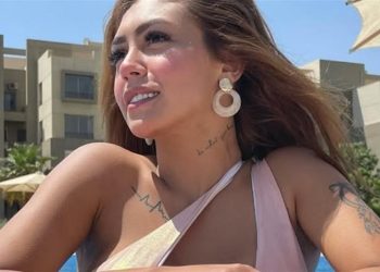 النطق بالحكم في تجميد أموال هدير عبد الرازق 19 نوفمبر