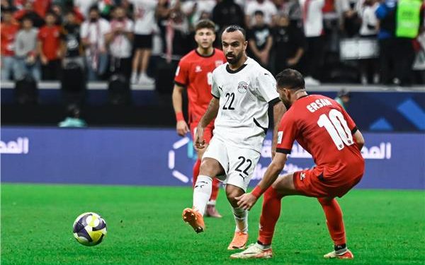 منتخب الاردن يكتسح مصر بثلاثية نظيفة ويطيح به خارج كأس العرب