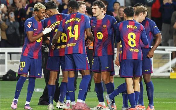 برشلونة يواجه أوساسونا فى مباراة صعبه ويخشي المفاجأت بالدوري الإسباني