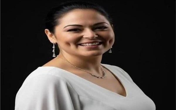 عاجل ..تفاصيل وفاة نيفين مندور بطلة “اللي بالي بالك”والنيابة تعاين الحريق