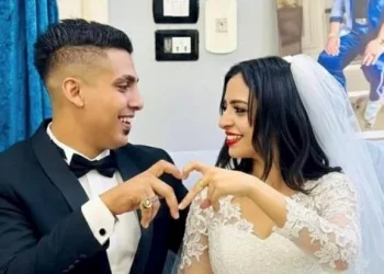 فرح كروان مشاكل .. بدء بالقلوب وإنتهى بضرب العروسين .. وتدمير الحفل والتعدى بالكراسي بين المعازيم