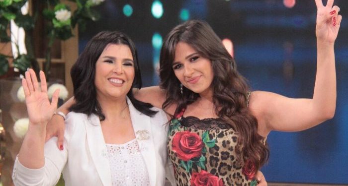 بحب السنجلة..الفنانة ياسمين عبد العزيز تكشف سر عدم الزواج حتى الان