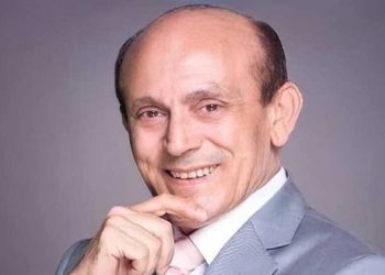 محمد صبحي يكشف تفاصيل تفجيره تمثال الحرية في أحد عروضه المسرحية