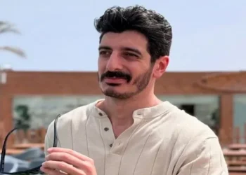 بتهمة حيازة مخدرات وسلاح .. ننشر تفاصيل إحالة البلوجر شاكر للجنايات  